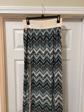 No Boundaries Chevron Maxi Skirt in Mint, Black & White